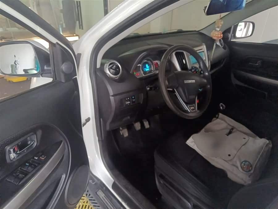 Haval H1 2016 изображение автомобиля #17