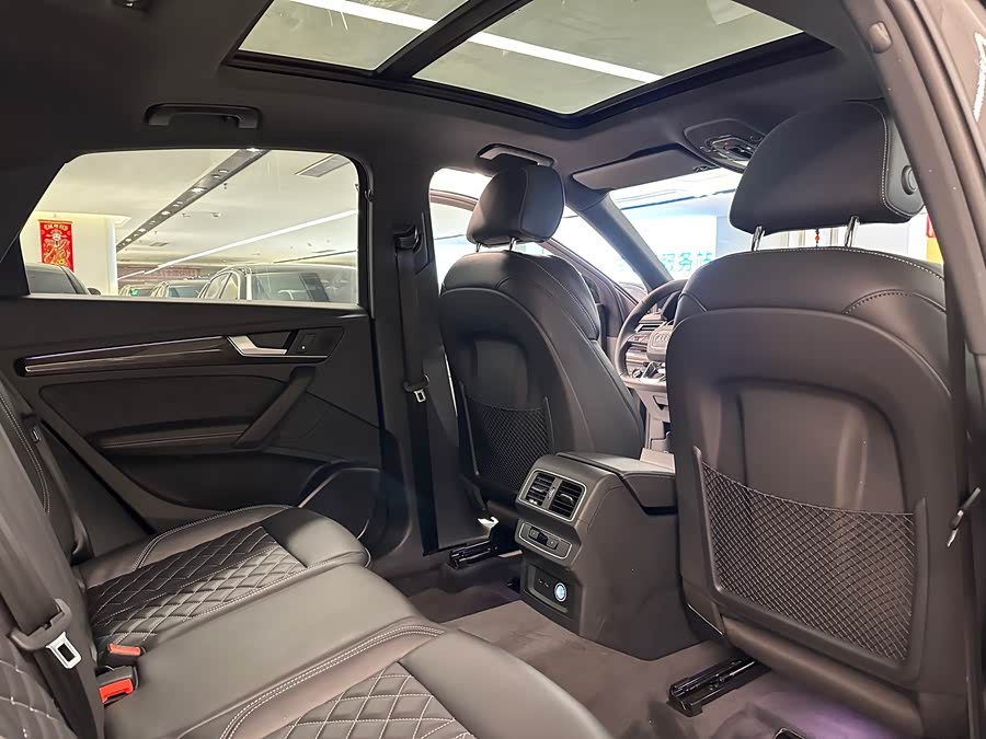 Audi Q5L Sportback 2022 car image #17