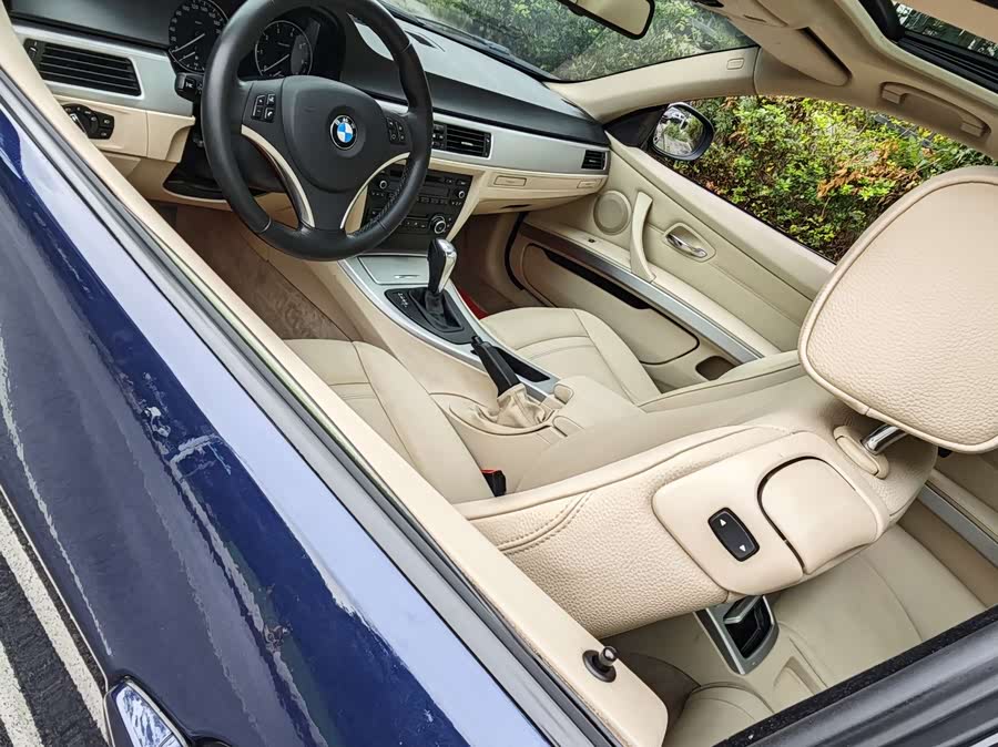 BMW 3 Series (Imported) 2011 car image #17