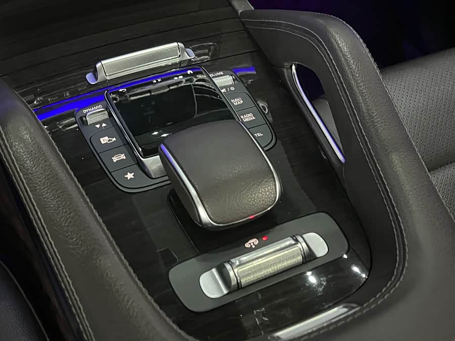 Mercedes-Benz GLE Class 2021 #17 Mercedes-Benz GLE Class 2021 car image #17