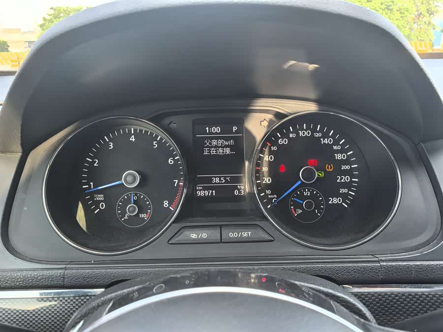 Volkswagen Cross Lavida 2014 immagine di auto #17