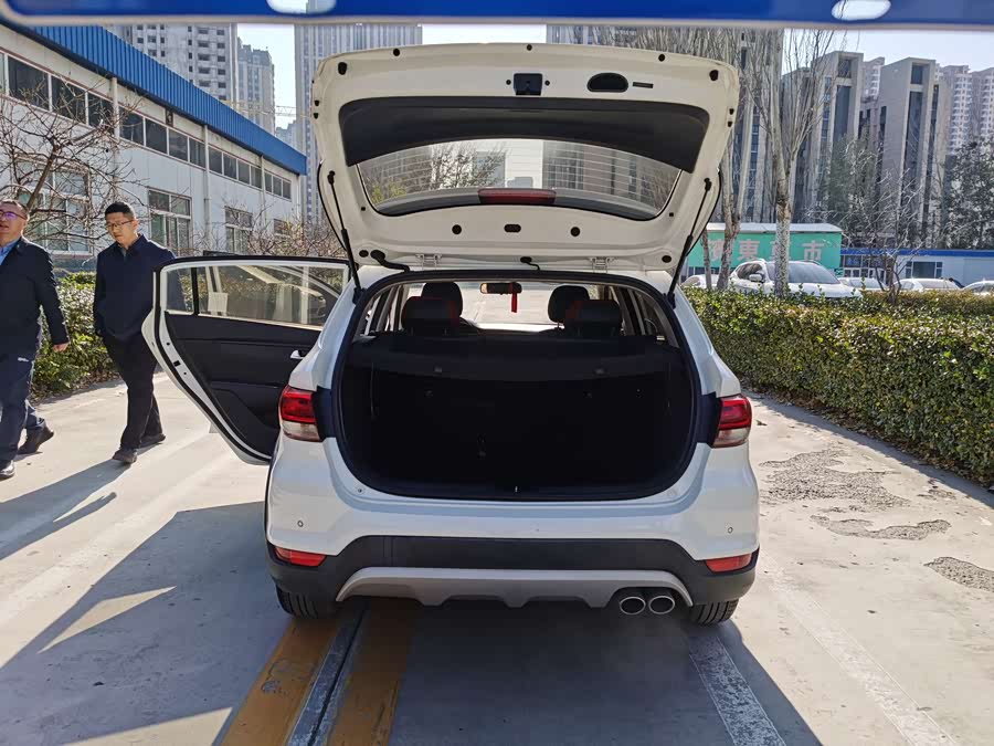 Kia Rio Cross 2018 صورة سيارة #17