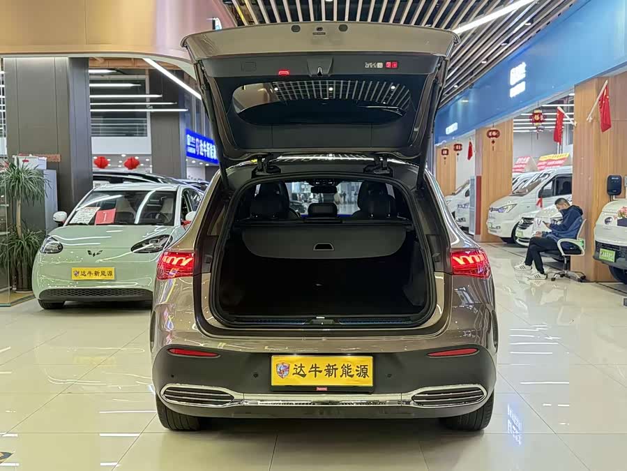 Mercedes-Benz EQE SUV 2023 car image #17