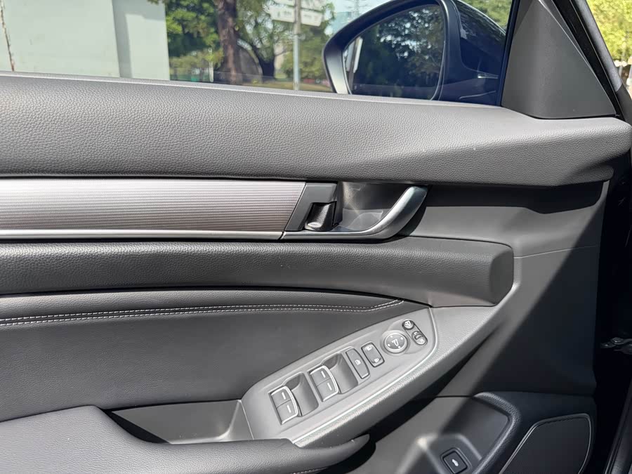 Honda Accord 2022 #17 Honda Accord 2022 car image #17