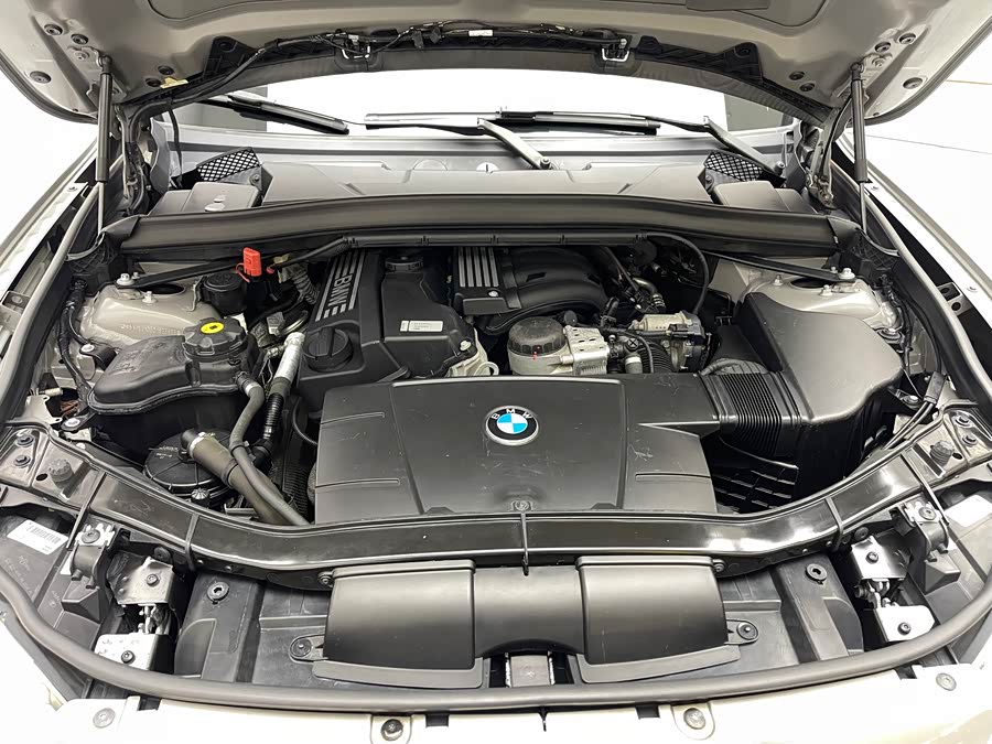 BMW X1 (Imported) 2013 car image #17