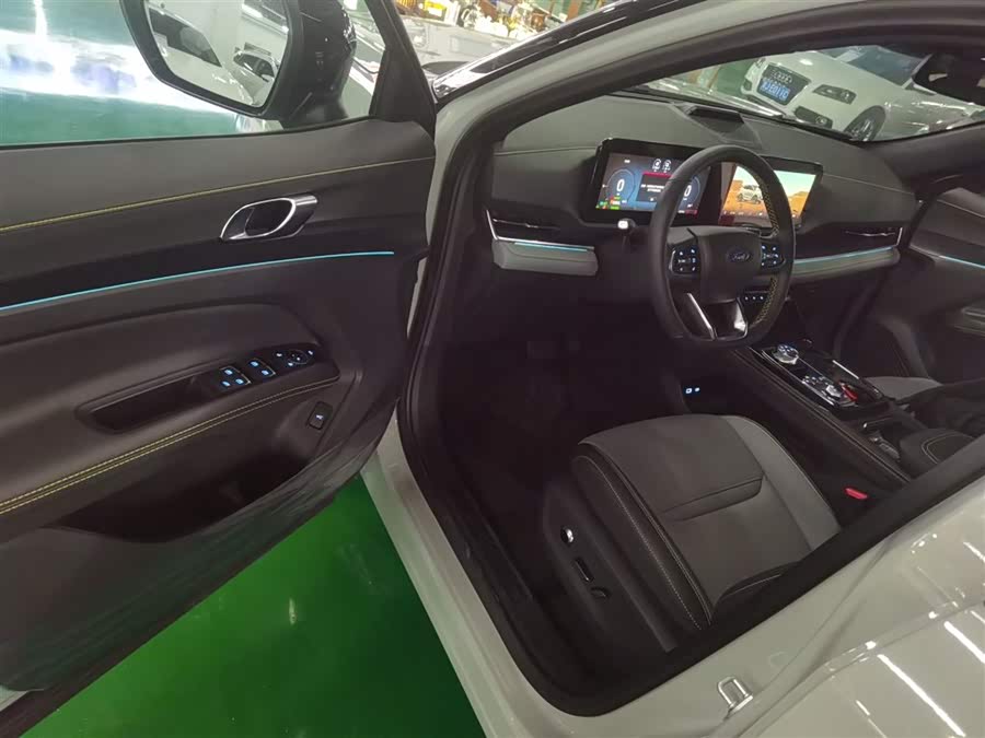 Ford Equator Sport New Energy 2025 car image #17