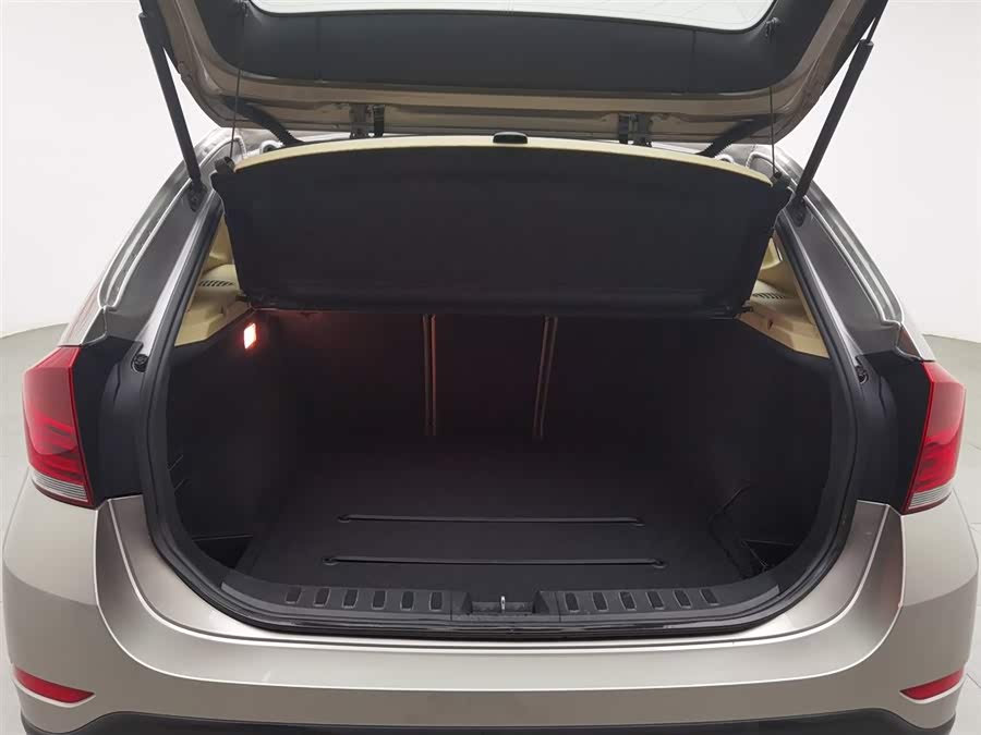 BMW X1 (Imported) 2013 car image #17