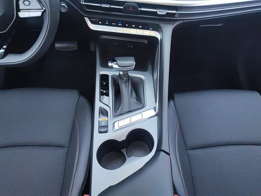 Changan CS35 Plus 2023 #17 Changan CS35 Plus 2023 car image #17