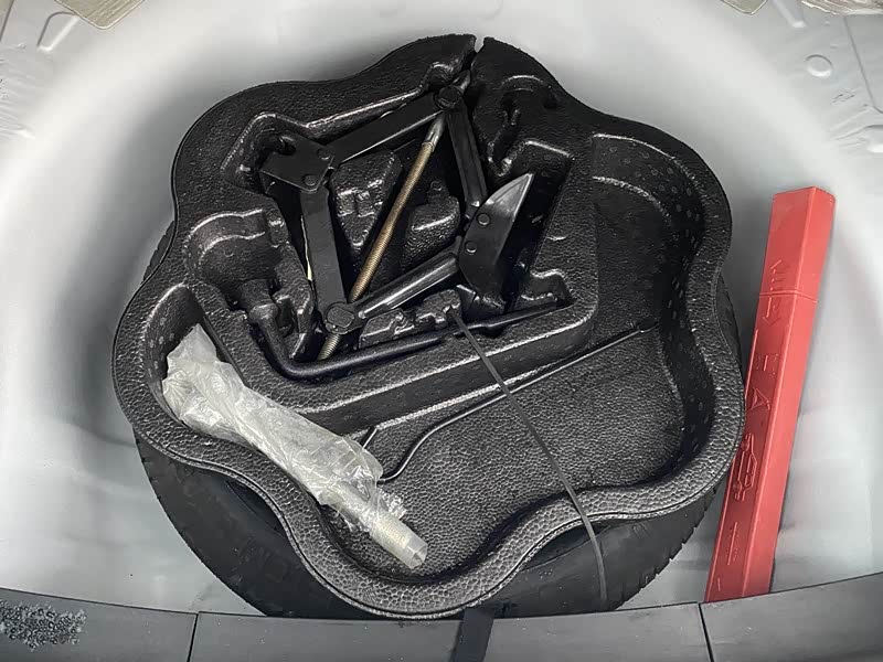 BYD G5 2016 #17 BYD G5 2016 car image #17