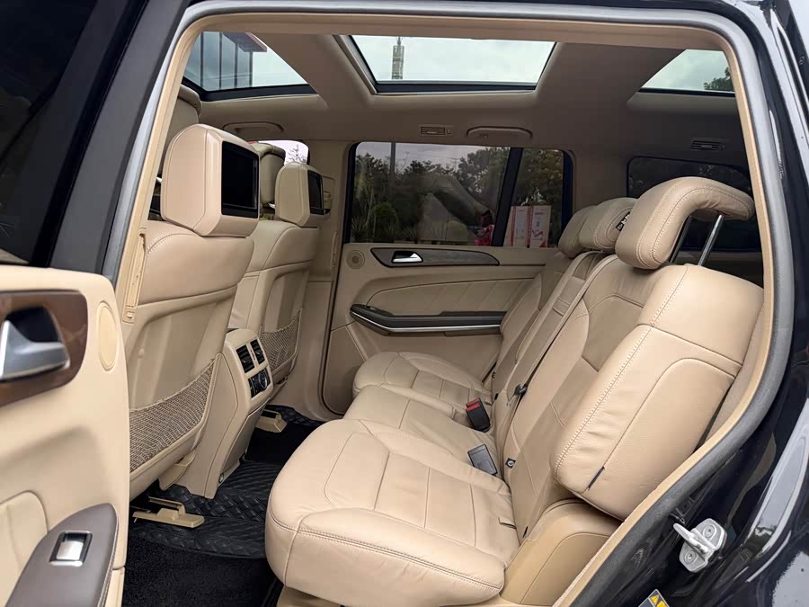 Mercedes-Benz GL Class 2014 immagine di auto #17