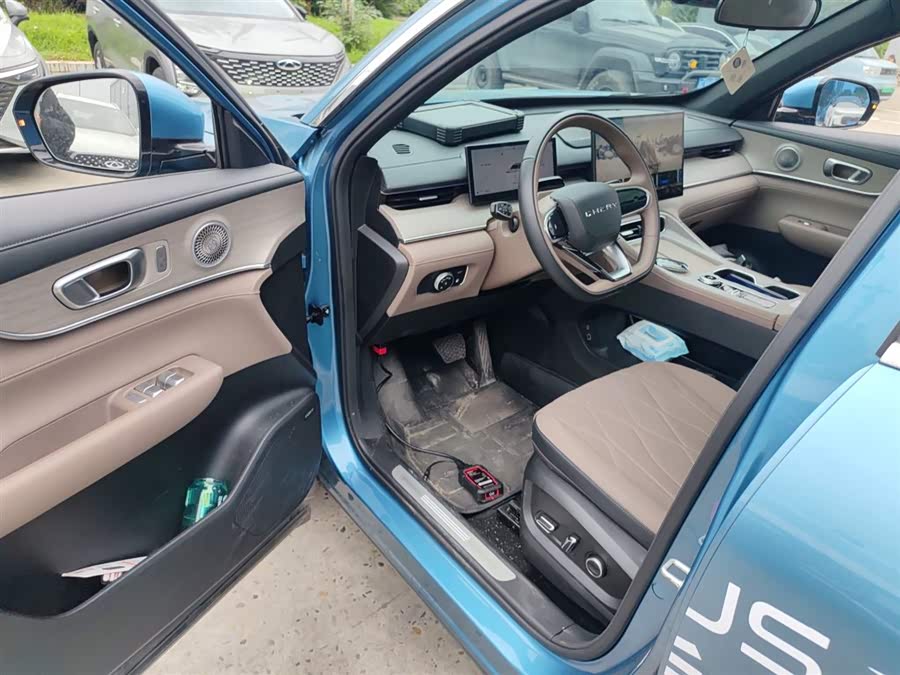 Chery Tiggo8 PLUS C-DM 2024 car image #17