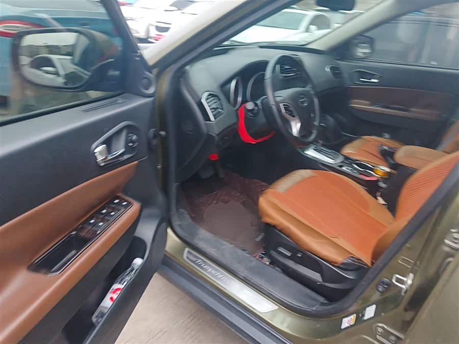 GAC Trumpchi GS5 Super 2015 car image #17