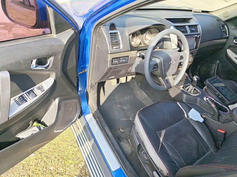 GEELY GX7 2014 immagine di auto #17