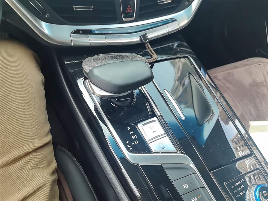 GEELY Ulion New Energy 2018 #17 GEELY Ulion New Energy 2018 immagine di auto #17