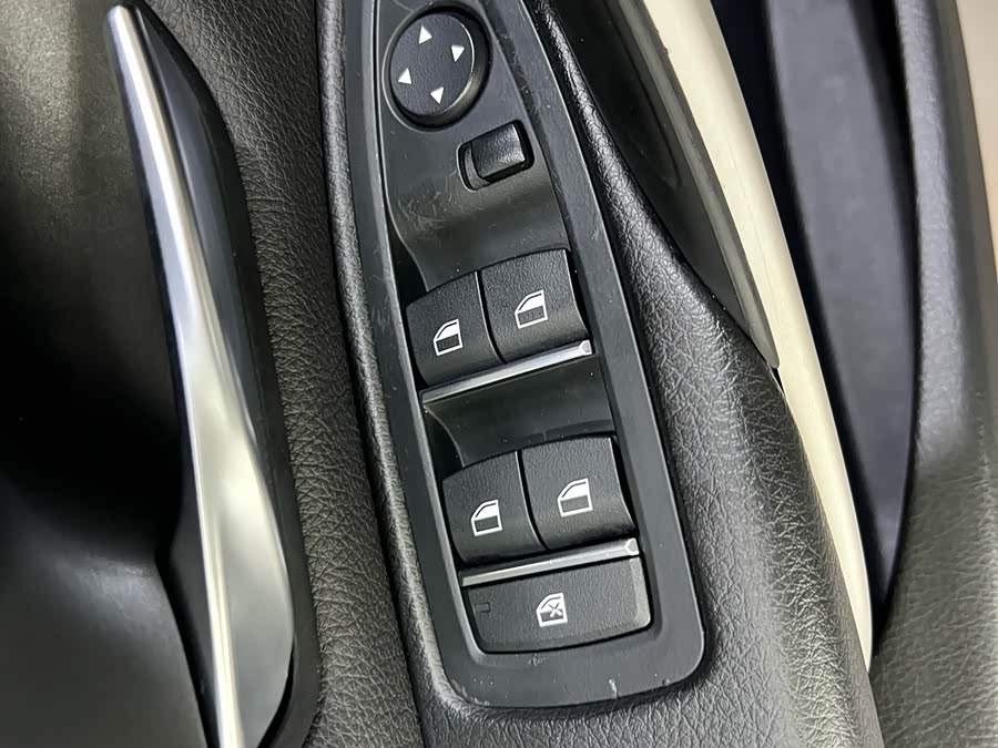 BMW 3 Series (Imported) 2016 imagen de coche #17