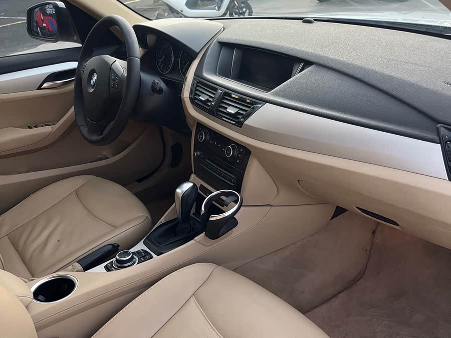 BMW X1 (Imported) 2012 imagem de carro #17