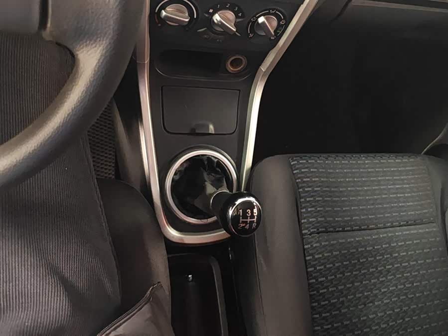 Suzuki Wagon R X5 2017 imagen de coche #17