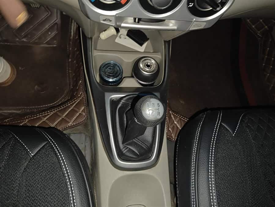 Honda City Classic 2013 #17 Honda City Classic 2013 car image #17