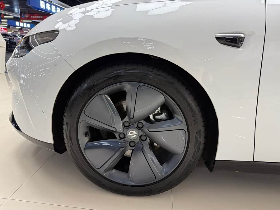 零跑汽车 零跑C01 2022 汽车图片 #17