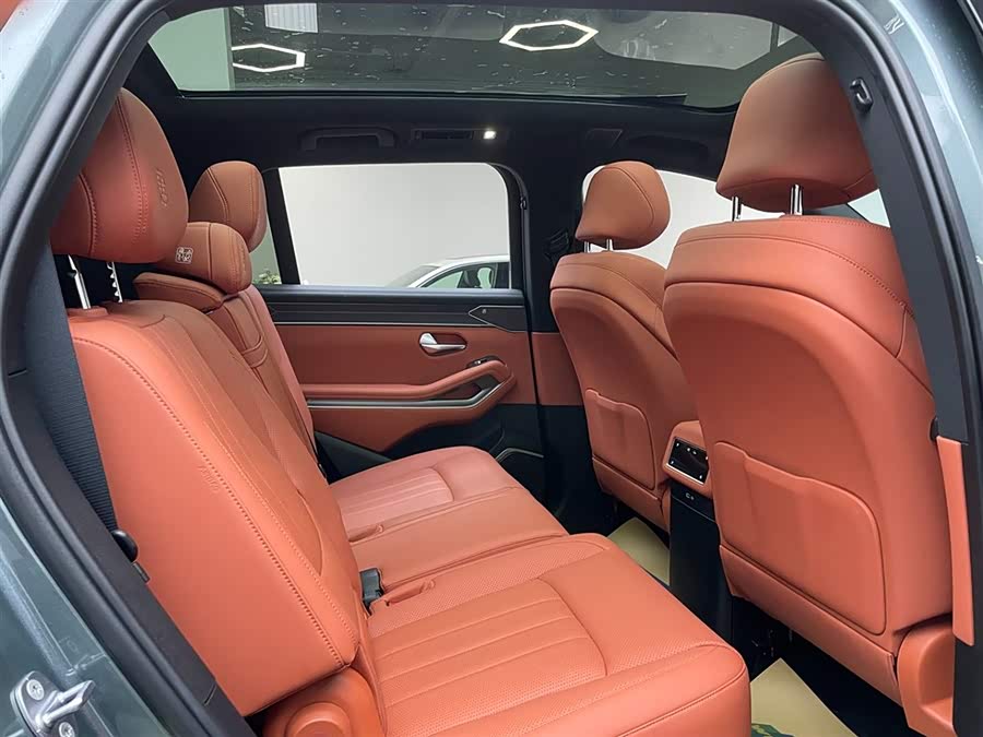 BYD Tang L 2025 #17 BYD Tang L 2025 صورة سيارة #17