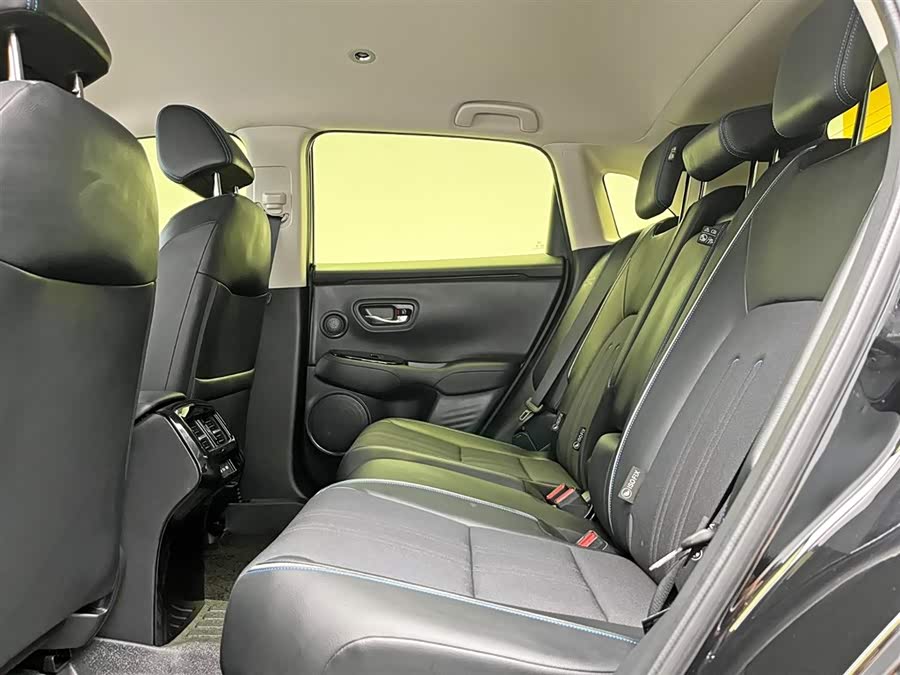 Honda HR-V 2023 #17 Honda HR-V 2023 car image #17