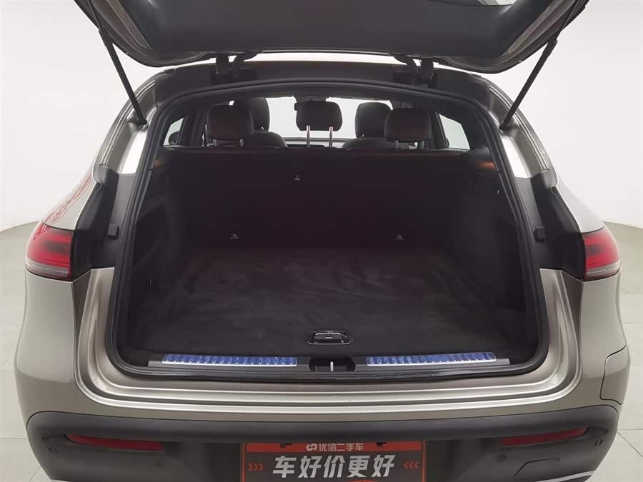 Mercedes-Benz 2020 car image #17