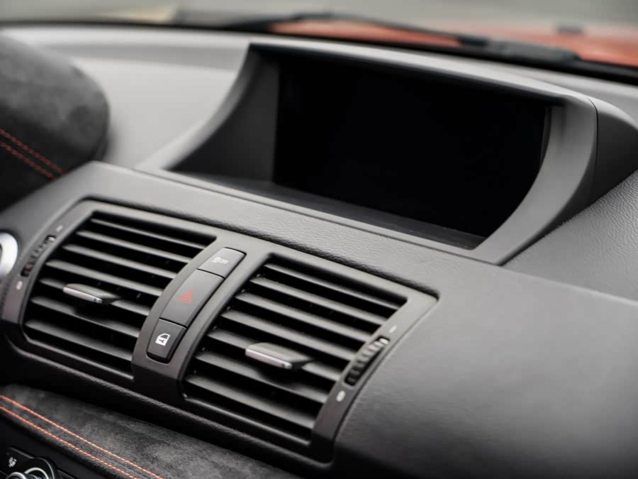 BMW 1 Series M 2012 immagine di auto #17