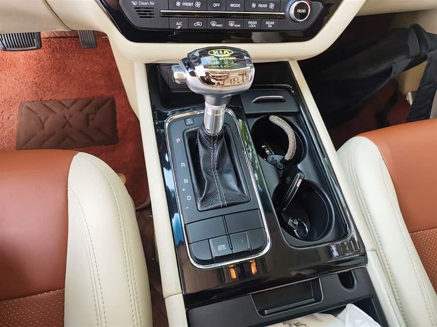 Kia Carnival (Imported) 2016 car image #17