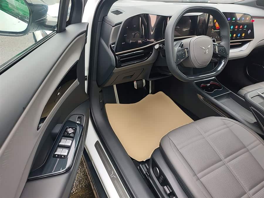 HongQi EH7 2024 #17 HongQi EH7 2024 immagine di auto #17