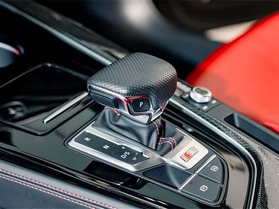 Audi S4 2023 #17 Audi S4 2023 صورة سيارة #17