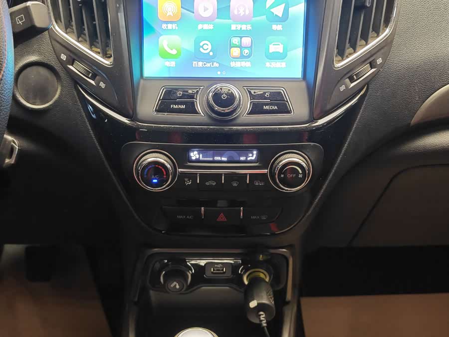 Changan CS15 2017 #17 Changan CS15 2017 car image #17