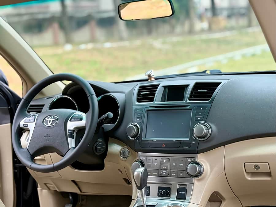 丰田 汉兰达 2013 汽车图片 #17