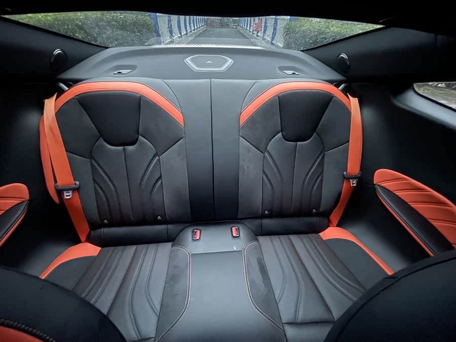 哪吒汽车 哪吒GT 2023 汽车图片 #17