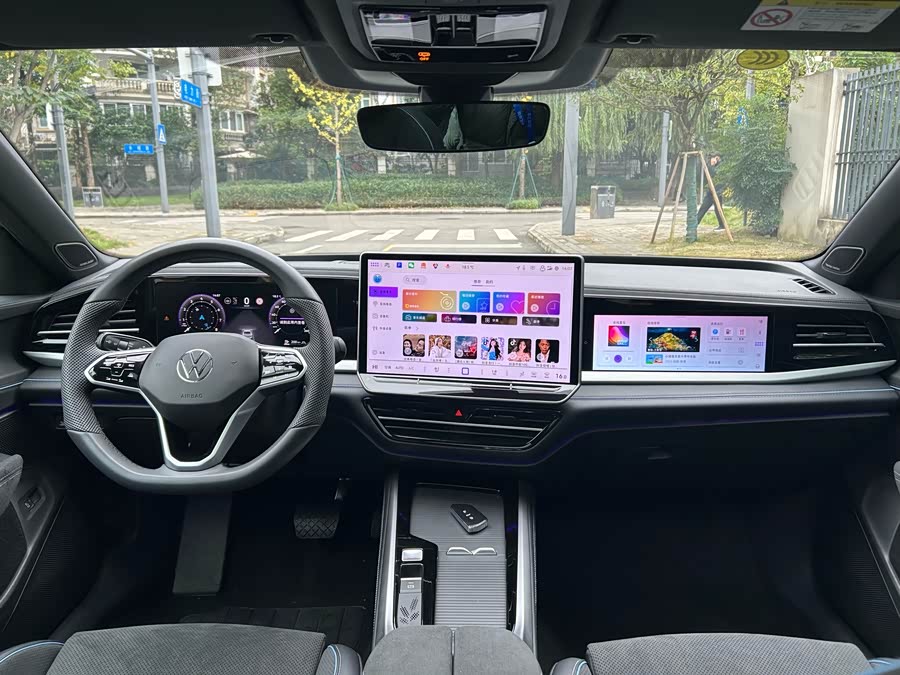 Volkswagen Passat 2024 изображение автомобиля #17