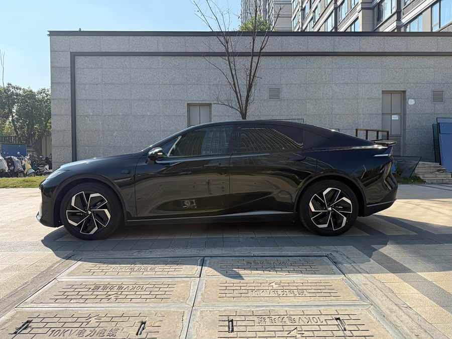 Deepal L07 2025 immagine di auto #17