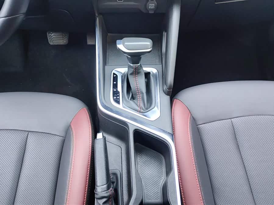 GEELY Vision X3 2021 car image #17