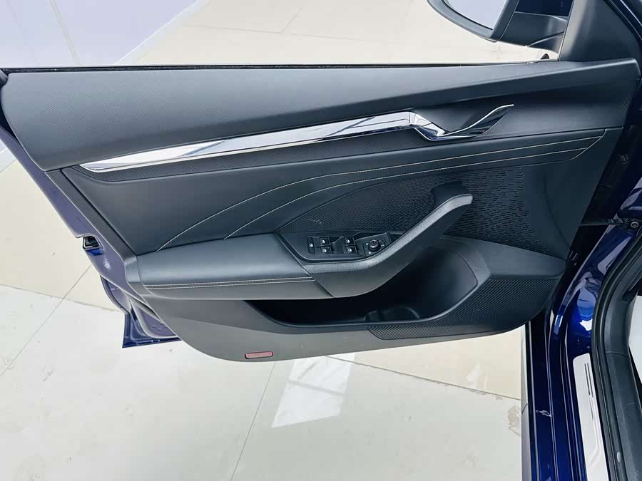 Skoda Octavia 2021 car image #17