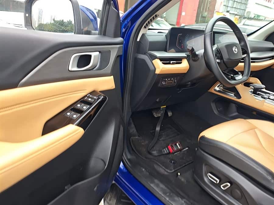 Changan LanTuoZhe 2025 car image #17