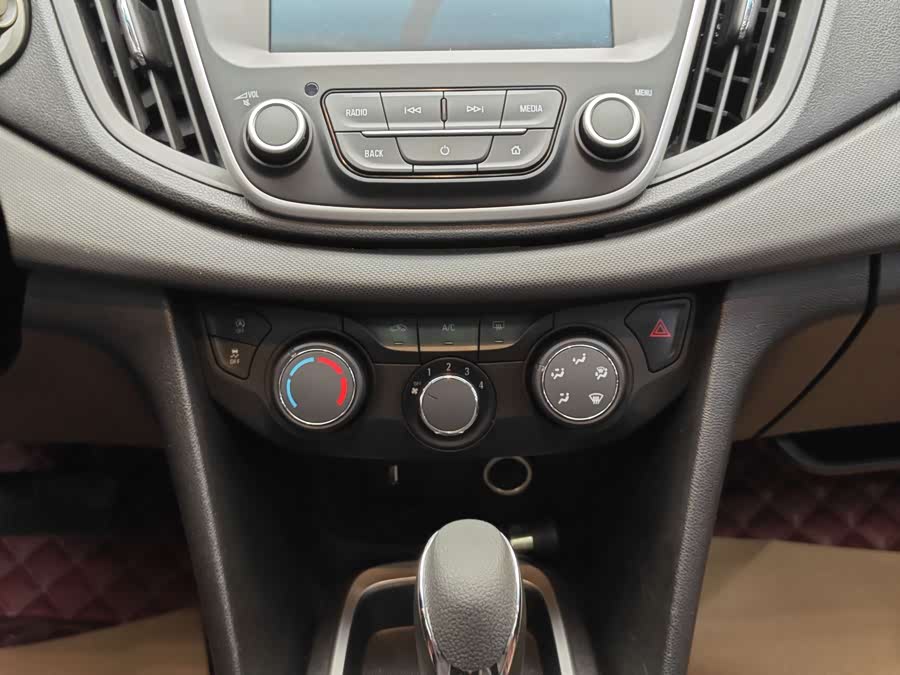 雪佛兰 科沃兹 2018 汽车图片 #17