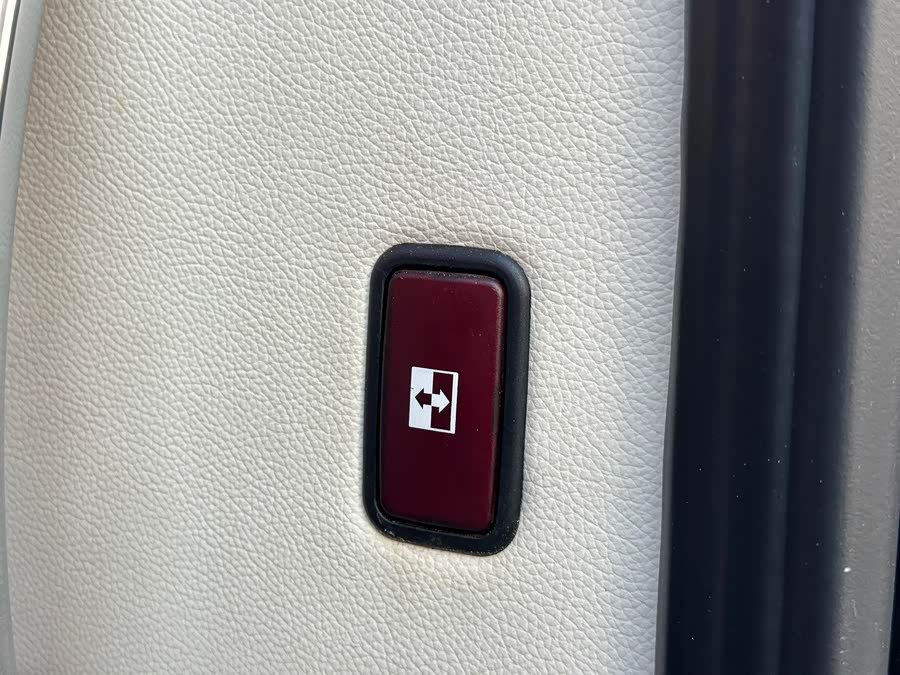 奔驰 Sprinter 2016 汽车图片 #17