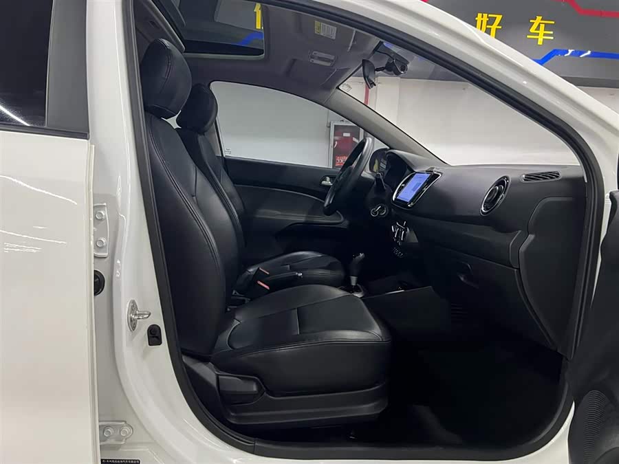 Kia Pegas 2022 image de voiture #17