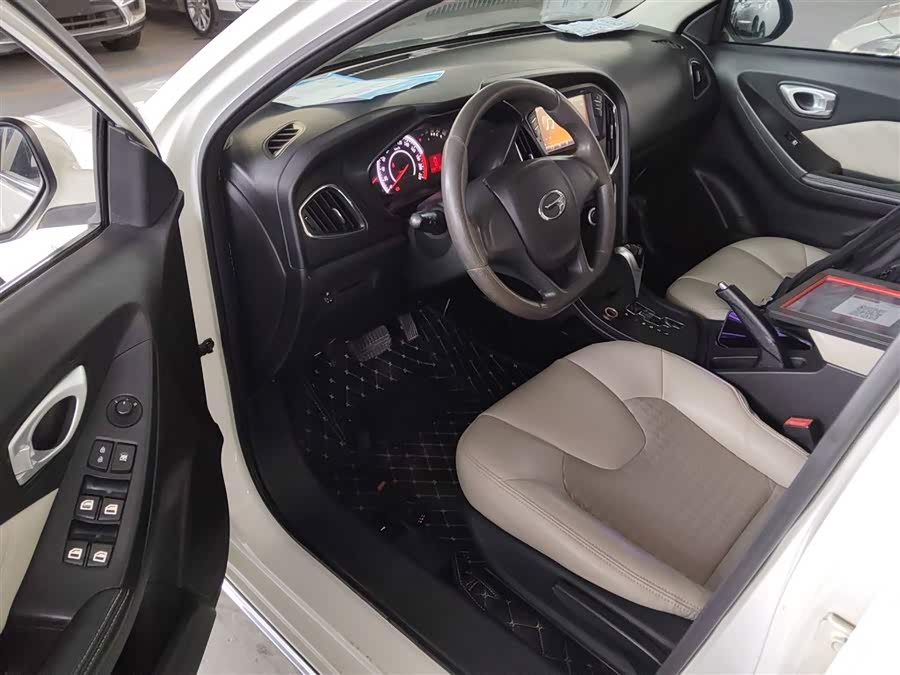 GAC Trumpchi GA3S 2015 #17 GAC Trumpchi GA3S 2015 imagem de carro #17