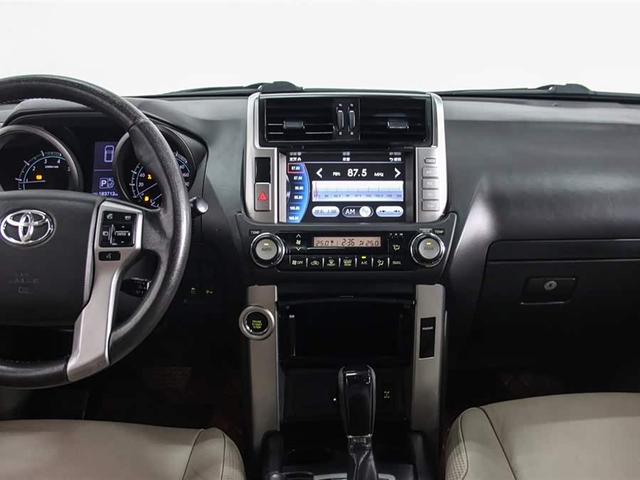Toyota Land Cruiser Prado 2018 car image #17