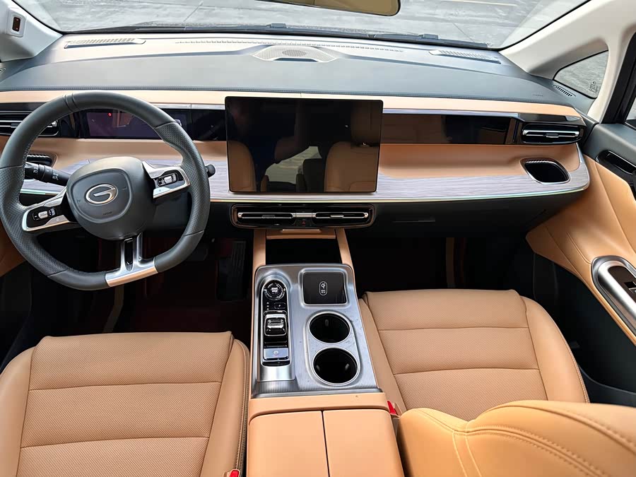 GAC Trumpchi E8 New Energy 2023 car image #17