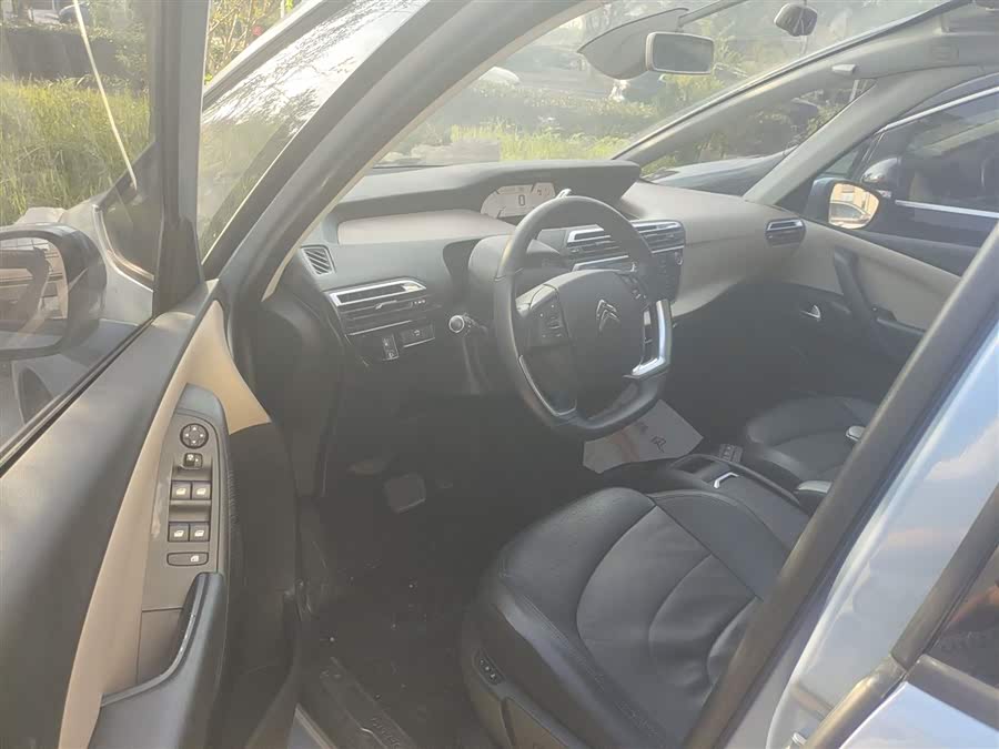 Citroen C4 PICASSO 2016 car image #17