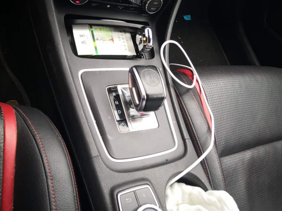 Mercedes-Benz GLA AMG 2015 car image #17