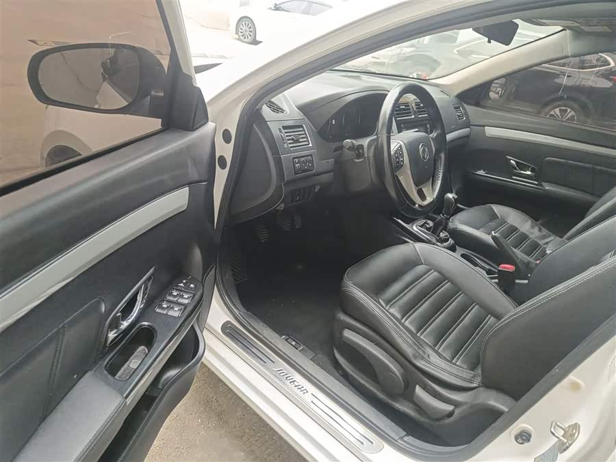 Forthing JOYEAR S50 2015 #17 Forthing JOYEAR S50 2015 imagem de carro #17