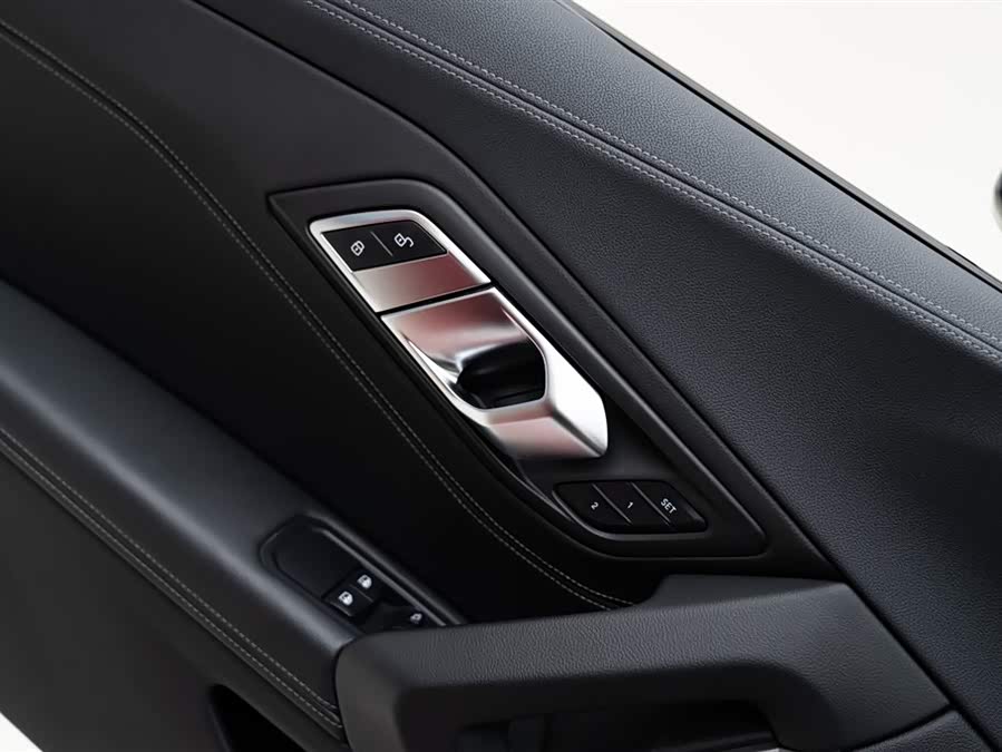 BMW Z4 2019 car image #17