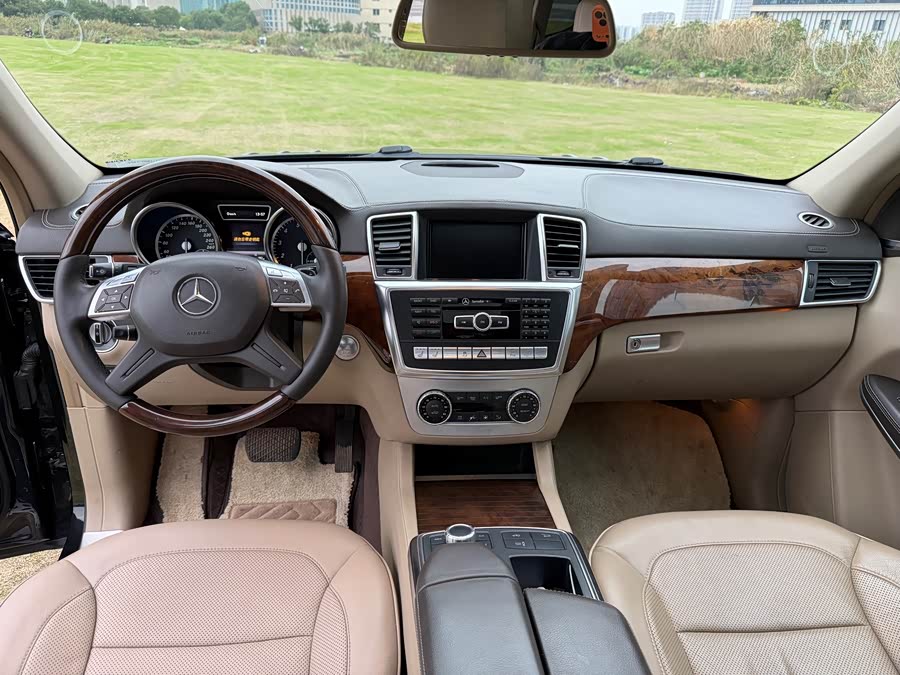 Mercedes-Benz GL Class 2013 #17 Mercedes-Benz GL Class 2013 car image #17