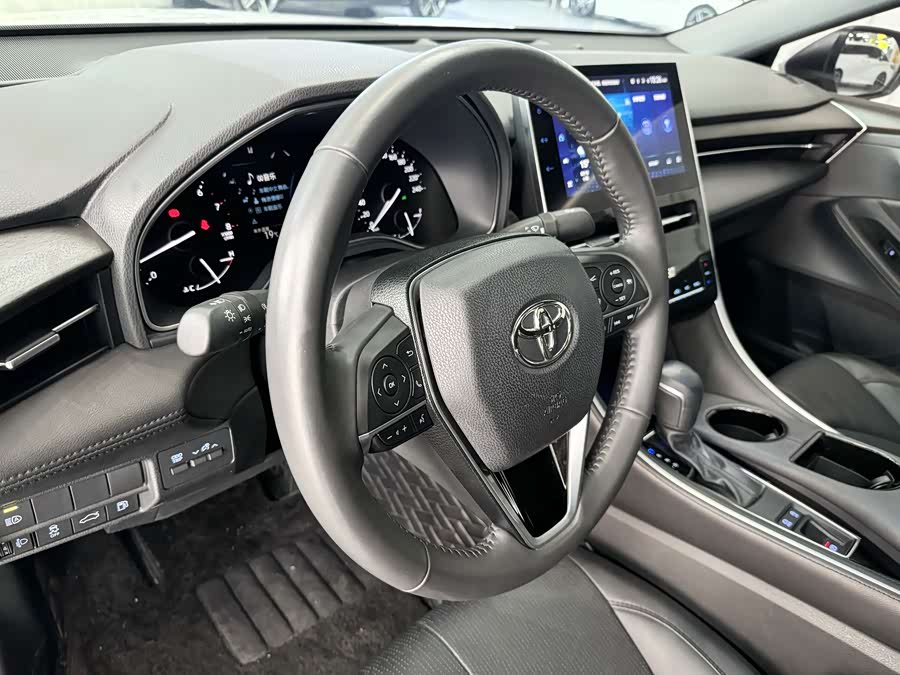 丰田 亚洲龙 2022 汽车图片 #17